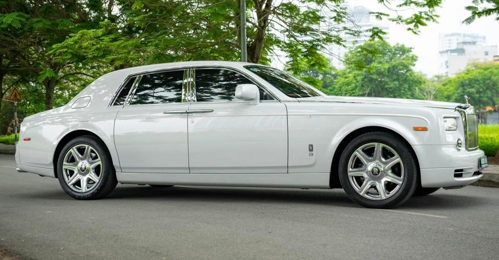 Sau 10 năm, siêu phẩm giới hạn 100 chiếc Rolls-Royce Phantom EWB còn lại gì? - Tạp Chí Siêu Xe