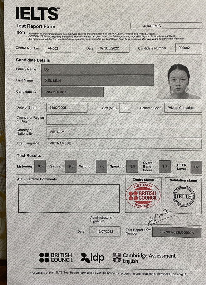 Học từ 3 giờ sáng, nữ sinh dân tộc Thái vỡ òa khi nhận giải Nhì quốc gia môn tiếng Anh - Ảnh 2.