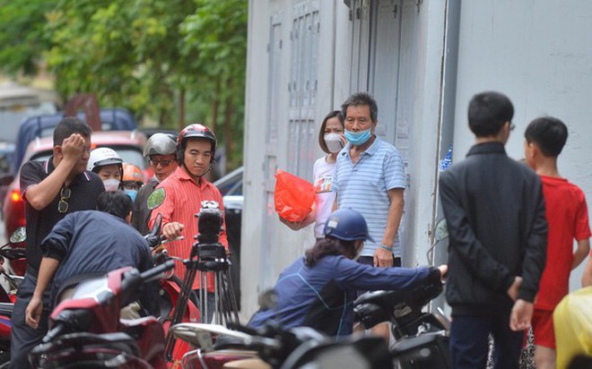 Nhân chứng bàng hoảng kể về vụ cháy khiến 4 bà cháu tử vong ở Hà Nội - Ảnh 2.